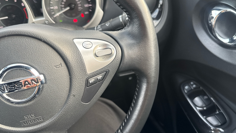 Nissan Juke 1.6 Tekna 5dr Xtronic [Bose] Petrol Hatchback